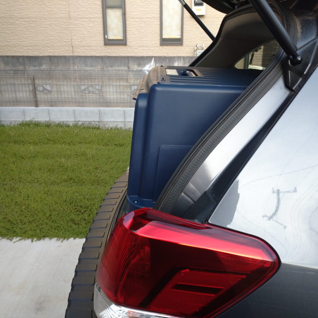 SUV　フォレスター　ペットクレート　ペットキャリー